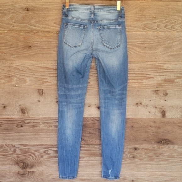 Kancan Medium Wash Jeans with Distressed Look Size 25 - Picture 2 of 5